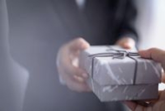 ｢手土産のお菓子｣でセンスがバレる…｢仕事のデキる人｣が取引先に持っていく"予算5000円の品"