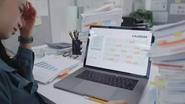 クソ忙しいのに急ぎの仕事を頼まれたらこれで断る…角を立てずに率直な意見を伝える"切り返しのセリフ"