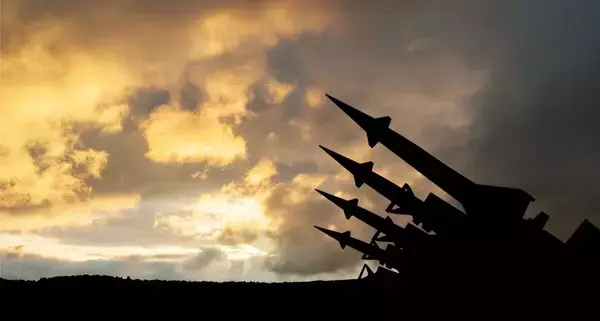 「3日間徹夜で雑用→4日目に突然銃を渡され…｢ロシア軍のエリート狙撃兵｣になった日本人に課された選抜試験」の画像
