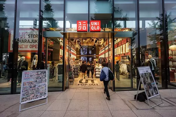 「安くて質がいいだけじゃない､ユニクロ爆売れの裏にあったポリシー…｢欠品を許さない｣とあとひとつ」の画像