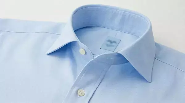 「モサッと見える人はこの格好をしている…プロから見たら"一発アウト"な夏の職場でよく見かけるシャツ」の画像