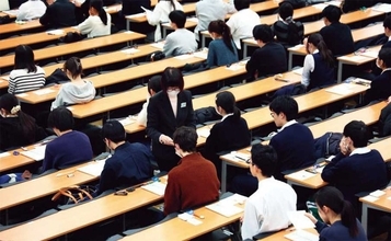 私は東大より一橋を選んだ…偏差値にこだわるのが無意味なワケ