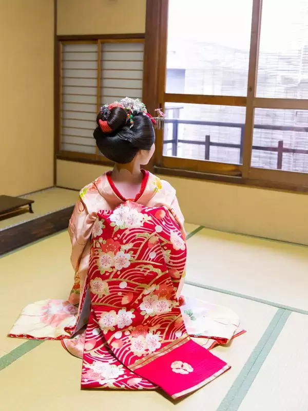 「小泉八雲は｢芸者の微笑み｣の意味を見抜いていた…本に｢奴隷｣と記した､身売りされた女性への冷静な眼差し」の画像