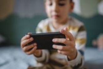子どもに｢スマホやめなさい｣は逆効果すぎる…勉強中でもYouTube三昧だった息子を変えたシンプルな声かけ