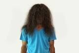 「｢清潔感のない男性｣ほどこの髪形をしている…｢初対面で一発アウト｣な男性のヘアスタイル3選」の画像3