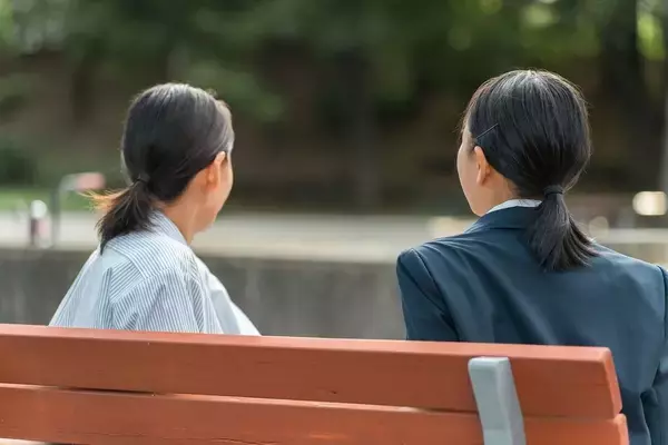 「人の気を引くためでもアピールでもない…精神科医が解説｢自傷する子供｣の心に起きていること」の画像