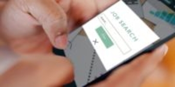 たった1行経歴を足しただけで年収700万円のオファーが殺到…60代･元メガバンカーが職務経歴書に加えたこと