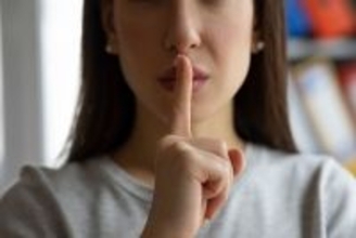 年齢より若々しい人は絶対口にしない…知らぬうちに"肌老化を加速させる人"に共通する｢口ぐせ｣