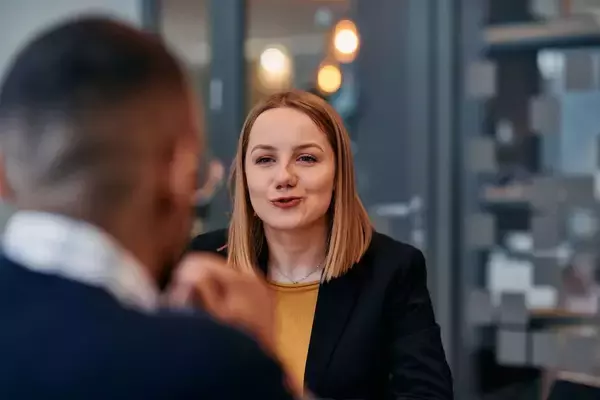 「｢If you want…｣経営コンサルが｢その日を境に爆発的にやる気アップした｣と話す"イギリス人女性上司の言葉"｣」の画像