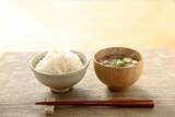 「朝はご飯と味噌汁､昼はおにぎり､夜は芋とご飯になる…高市首相の｢食料自給率100%｣が愚策といえるワケ【2026年4月BEST】」の画像1