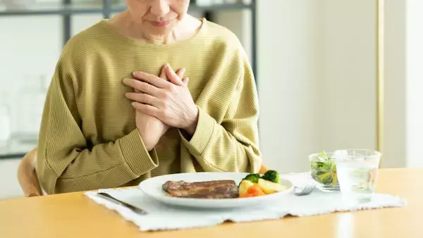 「鶏胸肉でも鮭でもブロッコリーでもない...医師が｢年を重ねてもツヤツヤな人が欠かさない栄養素が摂れる食材｣【活力みなぎり食材3選】」の画像