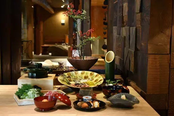 「｢29歳無職｣の彼氏→｢ミシュラン選出旅館｣の婿社長に…鹿児島｢妙見石原荘｣が昭和の大衆宿から生まれ変われた理由」の画像