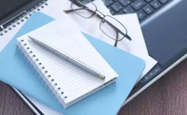 いつの間にかメモをとることすらできなくなる…和田秀樹が強く勧める｢認知症を遠ざける｣指先の運動