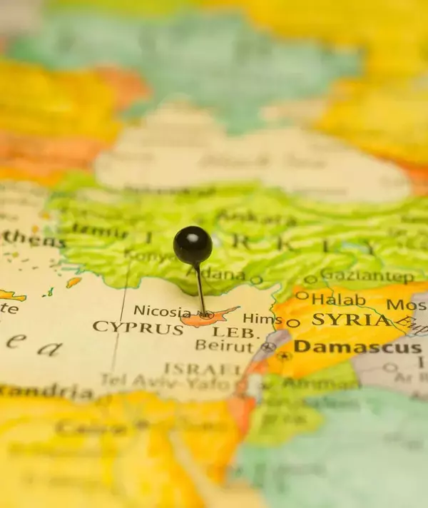 「プーチンによる"粛清"説も浮上…海外紙が報じたロシア寄りだった地中海の島国で起きた｢悪夢の24時間｣」の画像