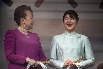 愛子さまに｢小室ルート｣は歩ませられない…｢愛子天皇｣待望論渦中に結婚相手を紹介できる唯一のキーパーソン