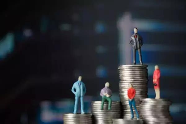 新NISA､企業型DCだけではない…｢いつの間にか富裕層｣になれる人がコツコツ買い続けている"地味な投資先"