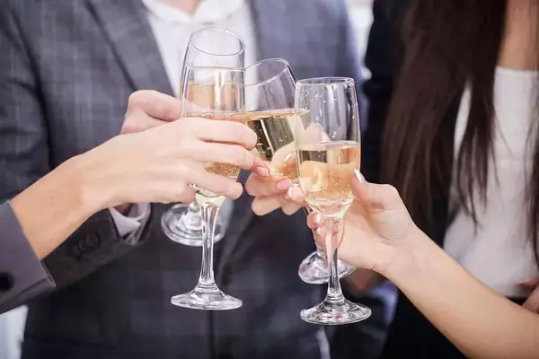 高齢者ほど気が進まなくても同窓会に行ったほうがいい…医師･和田秀樹がそう力説する医学的な効用