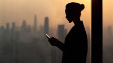 そりゃ大手生保で圧倒的な営業成績になるわ…｢中国人女性の営業社員｣が日夜行っている秘密の営業