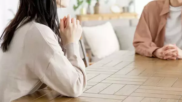 「夫に似ている息子を愛せない…今は｢家事も育児も完璧｣な夫に対して妻が抱き続ける"消えない恨み"」の画像