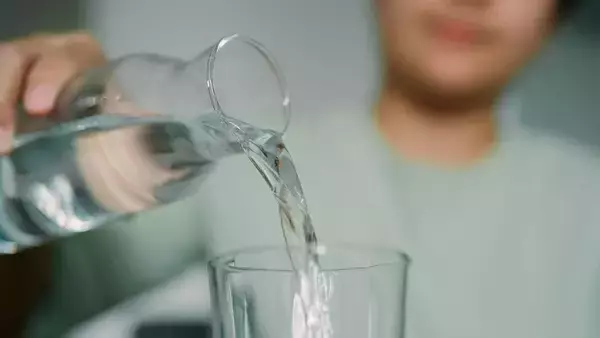 「じつは半身浴には特筆すべき健康効果がない…医師が｢むしろ全身浴を｣と勧める医学的理由」の画像