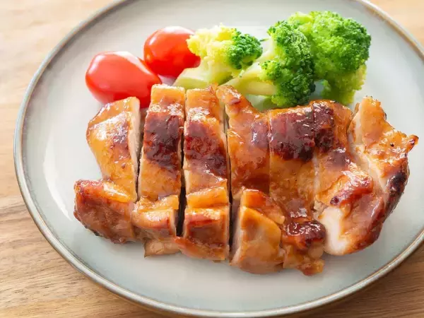 ｢ささみと胸肉ばかり食べる｣はかえって不健康…内科医｢口に入れたくない脂､摂っていい脂｣の最終結論