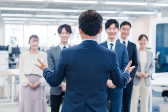 三流上司は｢応援してる｣､二流は｢いつでも聞いて｣､では一流は…言語学者｢慕われる上司の神フレーズ｣