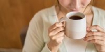 牛乳でも野菜ジュースでもない…肝臓外科医が｢切り替えて1カ月で肝機能が改善する｣と話す"飲み物3種"【2026年3月BEST】