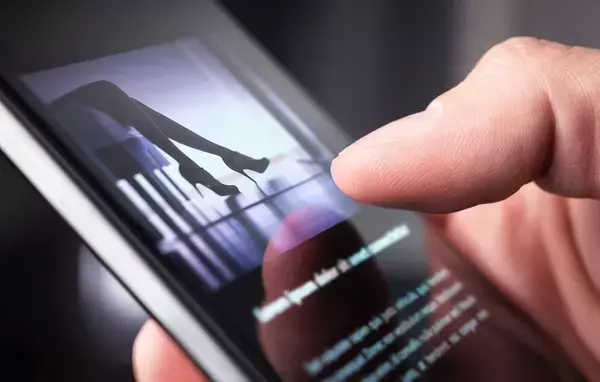 ｢救いのない元AV女優の自宅｣をどう描写するか…億を稼ぐライターが｢最悪｣を使わずに書いた"五感が痺れる文章"