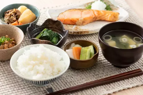 「ダイエットで｢ご飯を抜く｣のは逆効果…内科医が14年研究してわかった｢痩せやすい体｣をつくるシンプルな鉄則」の画像