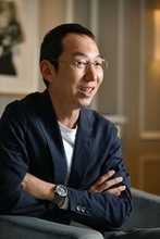 戦時中は｢鬼畜米英｣と叫んでいたのに…戦争に負けた日本人がマッカーサーを"英雄扱い"で迎えたワケ