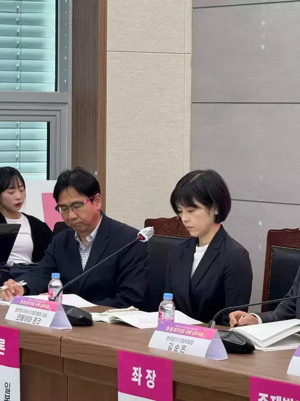 「1枚の感謝状が家族の仲を引き裂いた…息子が亡くなり､臓器提供を決めた母に追い打ちをかけた"国の対応"」の画像