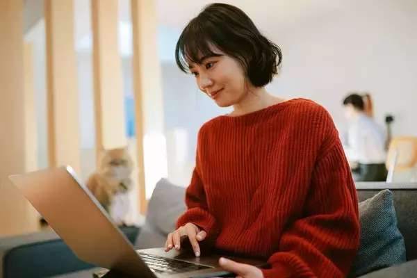 「19年前にパソコン画面から消され､ついに復活…マイクロソフトが嫌われ者だった｢邪魔なイルカ｣に与えた新しい仕事」の画像