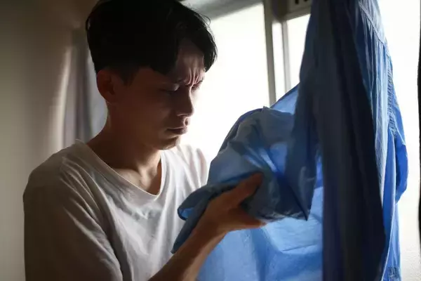 「ワキの臭いでも､口臭でもない…女性の大半が不潔と感じているのに､75%の男性が見落としている"臭い"の正体」の画像