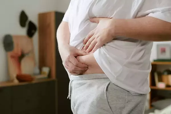 「定食屋で｢ご飯大盛り無料｣は危険すぎる…激務でも太らない三菱商事の社員が店員に返した"スマートな一言"」の画像