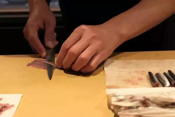 「修業経験ゼロ､師匠はビデオテープ…"独学の鮨"でミシュランを獲った57歳職人の異色すぎる半生」の画像