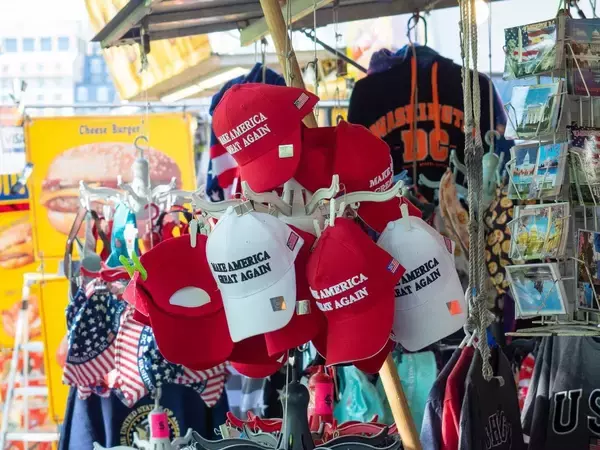 「トランプはランプの魔人､移民流入を一瞬で止めたが…アメリカ国境住民が見た自称｢ビジネスの天才｣の正体」の画像