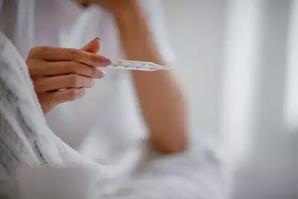 「医師｢現場を知っていれば100%論外｣…総選挙の裏で厚労省が暴走｢インフル治療の自己責任化｣という大問題」の画像