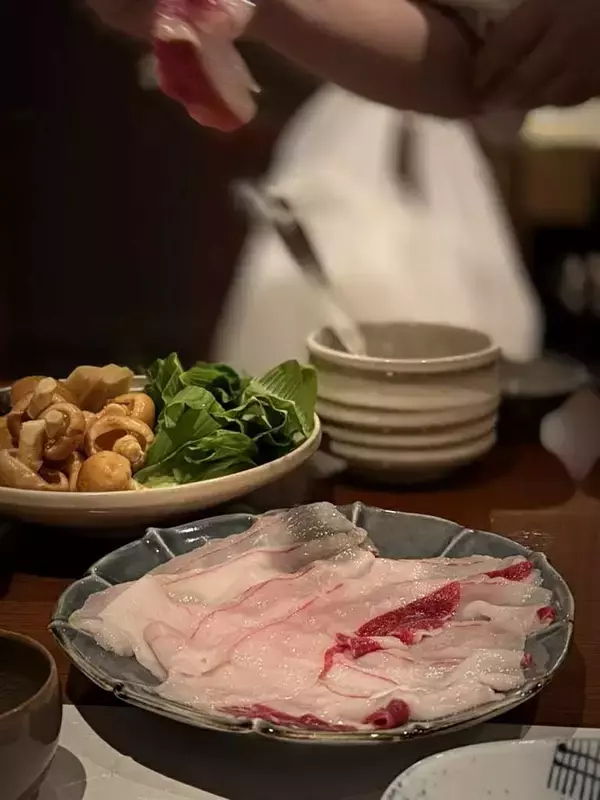 「なぜ｢3万円のクマ鍋｣が予約1年待ちなのか…フォアグラやA5和牛に飽きた富裕層が山奥に詰めかけるワケ」の画像