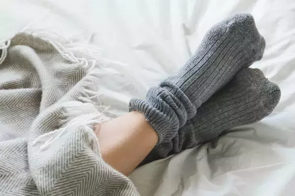 「｢どうしても生活感が溢れ出る人｣ほど身に付けている…スーツより革靴より先に新調したい"1500円アイテム"」の画像