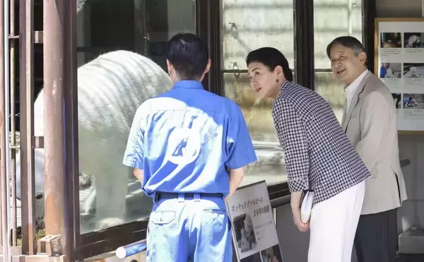 「だから雅子さまは夢を語り､涙を拭った…ホッキョクグマのピースが教えてくれた天皇陛下､愛子さまとの深い絆」の画像