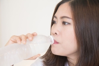 "熱中症予防に経口補水液を飲む"は大間違い…スポドリと決定的に違う"飲むべきベストタイミング"