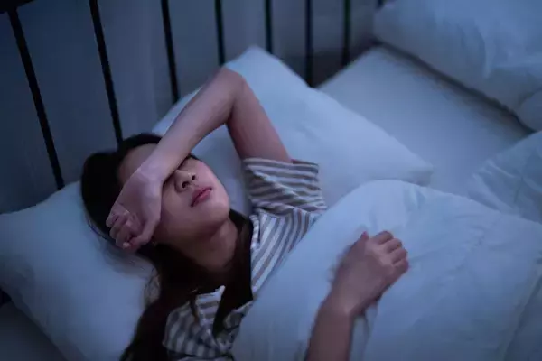 眠れない夜に｢横になって目をつぶる｣は逆効果…どんどん脳が冴える"不眠恐怖"を断ち切る意外な解決策
