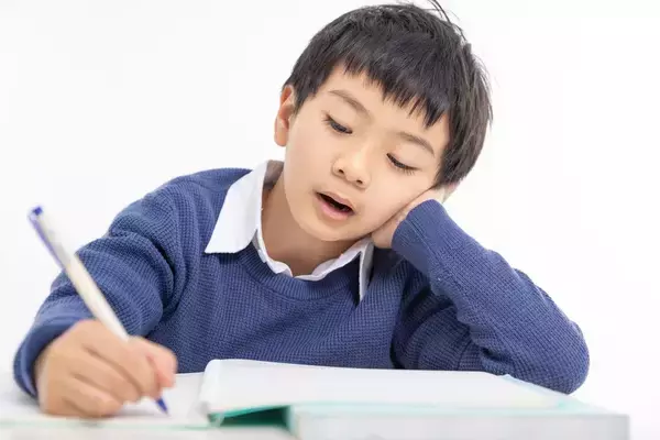 点数が悪くて落ち込んでいた子にやる気がみなぎった…子を追い詰めない親が言っている"6文字の言葉"