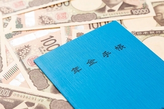 ｢ねんきん定期便｣には書かれていない…｢月18万円｣から税金･社会保険料が引かれた後の"残酷な手取り額"