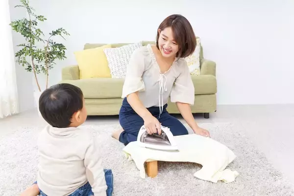 「子供に｢ダメ!｣｢やめて!｣と叫ぶよりずっと効果的…子の行動を変えられる親が使う"4文字のマジックワード"」の画像