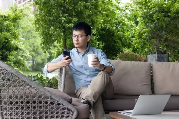 「駅近タワマンなのに玄関まで｢徒歩15分｣…本物の富裕層がタワマンを｢終の棲家｣にしない合理的すぎる理由」の画像