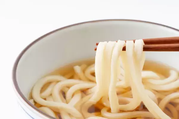 「"ヨボヨボ化"を進めるのはラーメンでもパスタでもない…血管･歯･腎臓を同時に壊す｢最悪の麺｣の正体」の画像