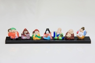 日本人が知っている姿とは違う…お供え物は赤ワインにチョコレート｢中国で独自進化を遂げた｣七福神のひとり