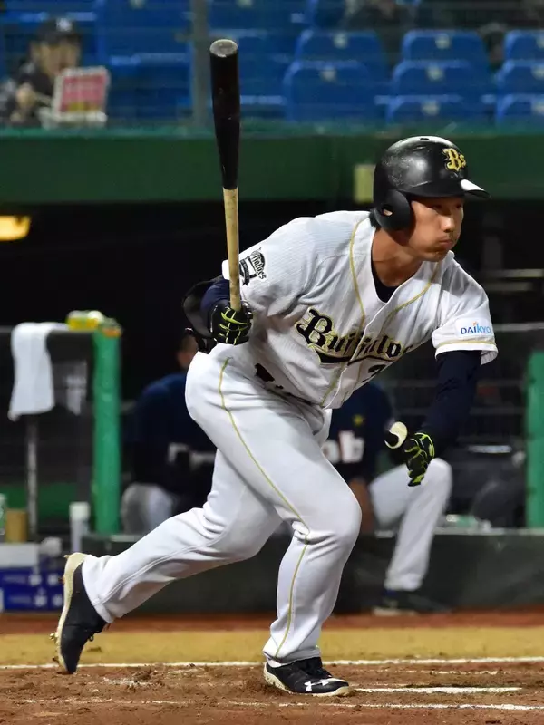 「嘆くべきは｢選手のMLB移籍｣ではなく｢NPBの経営｣…阪神･岡田元監督が直視しない｢350勝投手でも万引き｣の現実」の画像