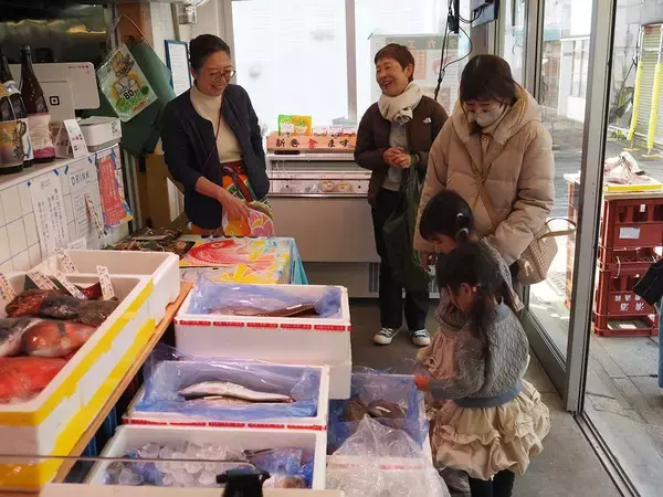 「カキの養殖を邪魔し発電所にまで住み着く"驚異の繁殖力"…嫌われ者だが｢ダシの味はトップ級｣の貝の正体」の画像